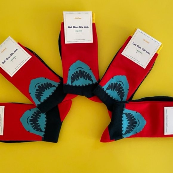 Brand New, Organic Cotton Crew socks, shark design, size 7-13, unisex - Picture 9 of 9